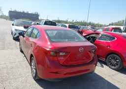2018 MAZDA 3 GS