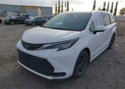 2021 TOYOTA SIENNA LE 8-PASSENGER