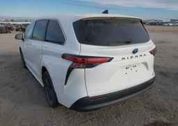 2021 TOYOTA SIENNA LE 8-PASSENGER