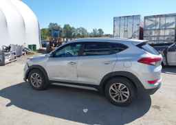 2017 HYUNDAI TUCSON PREMIUM