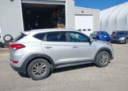 2017 HYUNDAI TUCSON PREMIUM