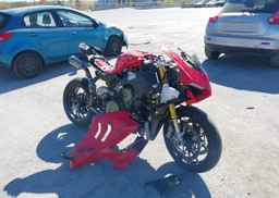 2024 DUCATI PANIGALE V4S