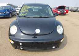 2002 VOLKSWAGEN NEW BEETLE GLS