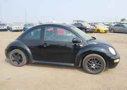 2002 VOLKSWAGEN NEW BEETLE GLS