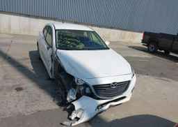 2015 MAZDA MAZDA3