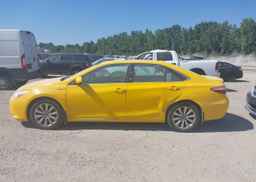 2017 TOYOTA CAMRY HYBRID XLE