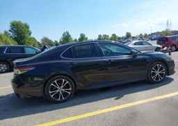 2019 TOYOTA CAMRY HYBRID