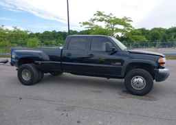 2006 GMC SIERRA 3500 SL