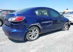 2012 MAZDA MAZDA3 GS-SKY