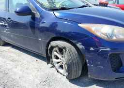 2012 MAZDA MAZDA3 GS-SKY