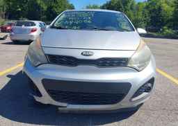 2013 KIA RIO EX