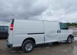 2024 GMC SAVANA G2500