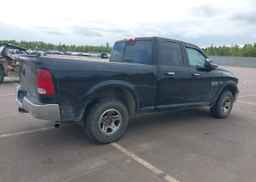 2013 RAM 1500 SLT