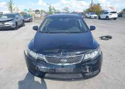 2013 KIA FORTE