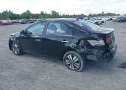 2013 KIA FORTE