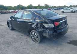 2013 KIA FORTE