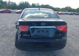 2013 KIA FORTE