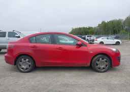 2010 MAZDA 3 I