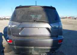 2011 MITSUBISHI OUTLANDER SE