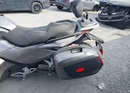 2011 CAN-AM SPYDER ROADSTER RS