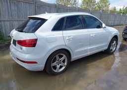 2015 AUDI Q3 2.0T TECHNIK