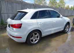 2015 AUDI Q3 2.0T TECHNIK