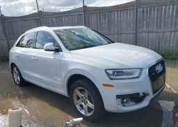 2015 AUDI Q3 2.0T TECHNIK