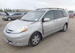 2010 TOYOTA SIENNA CE