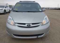 2010 TOYOTA SIENNA CE