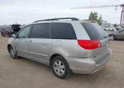 2010 TOYOTA SIENNA CE