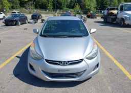2013 HYUNDAI ELANTRA GL