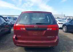 2004 TOYOTA SIENNA CE