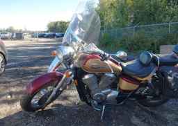 2000 HONDA VT750 CD3