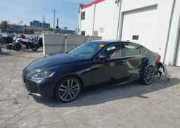 2018 LEXUS IS 300