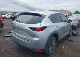 2017 MAZDA CX-5 GS