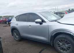 2017 MAZDA CX-5 GS