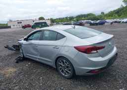 2020 HYUNDAI ELANTRA LUXURY
