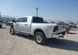2017 RAM 3500 SLT