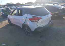 2019 NISSAN KICKS S