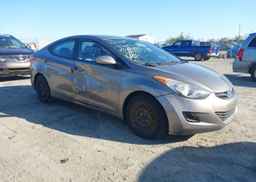 2013 HYUNDAI ELANTRA GL