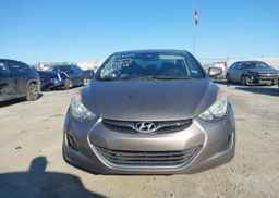 2013 HYUNDAI ELANTRA GL