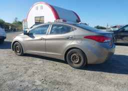 2013 HYUNDAI ELANTRA GL
