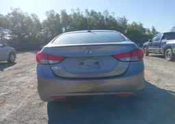 2013 HYUNDAI ELANTRA GL