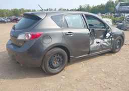 2011 MAZDA 3 S