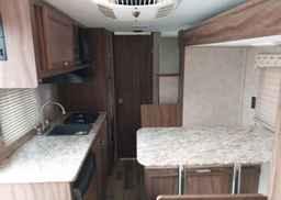 2018 FOREST RIVER VIKING