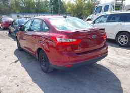 2013 FORD FOCUS SE