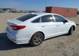 2015 HYUNDAI SONATA GL
