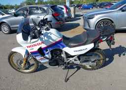 1987 HONDA XL600 V