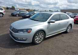 2012 VOLKSWAGEN PASSAT