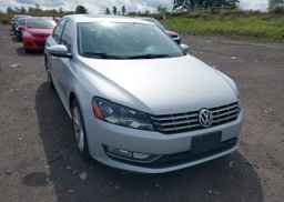 2012 VOLKSWAGEN PASSAT